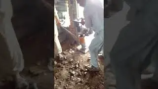 Maximizing Efficiency with Soil Earth Compactor Machine & Hydraulic Hammer | Construction Equipment