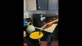 The Gluten-Free Pampered Chef demos the Small Silicone Spatula by Pampered Chef