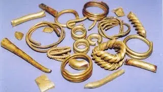***Metal detecting UK, Finding a bronze Age hoard of gold***