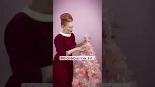 It&rsquo;s Mariah Season! 🎄 #christmas #christmasseason #christmasiscoming #pinkmas #kitschmas
