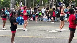 Chief Sealth International High School Cheer in 2025 West Seattle Grand Parade