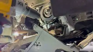 Снятие шкива коленвала Honda Civic 2007 года | физика тяжелых торцевых ключей