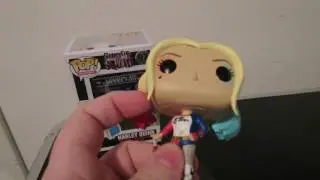 Suicide Squad Harley Quinn Funko POP Review!