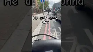 Cyclists running red lights in London- cycling in London #london #cycling #bike #runner #shorts