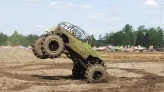 Green Buggy Freestyle Mudding At Michigan Mud Jam 2013 View 2