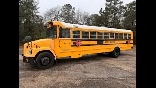 2006 Freightliner FS 65 Passenger School Bus (108,704 Miles)