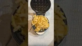 Macaroni waffles #shorts #ytshorts #youtubeshorts #waffle #macaroni #cheese #viralvideo
