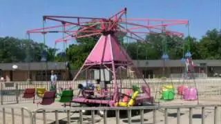 www.TheFunOnes.com (630-495-3200) Rent a Chair Swing Rental in Chicago, Illinois.