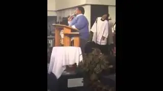 Eric Reed sings Yes Medley