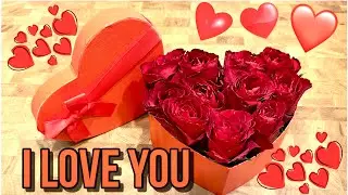 Id&eacute;e cadeau Saint Valentin, f&ecirc;te des m&egrave;res, anniversaire, la bo&icirc;te en forme de c&oelig;ur remplie de roses