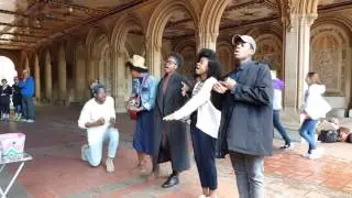 Central Park Singers - Every Little Thing (Boyd Family Singers)