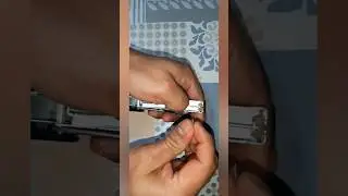 Forma f&aacute;cil y r&aacute;pida de colocar correctamente las grapas en la grapadora