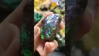 Real vs Lab-Grown Gemstones | Can YOU Spot the Difference? 🧪💠 #crystals #purple #crystalshop