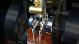 Giles Model Engine Vertical Hit and Miss