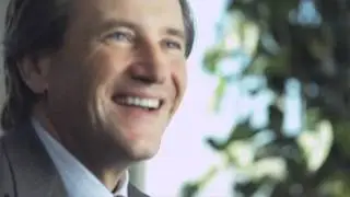 University of Toronto: Robert Herjavec, Entrepreneur & Dragon's Den Star, Alumni Portrait