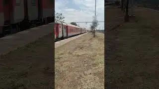 Shri Mata Vishno Devi #Katra #Jamnagar #Superfast #Express AT MPS #indianrailways #train