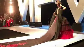 the Model Walk Secrets of the Runway Revealed