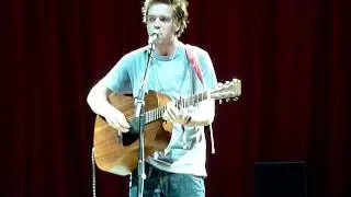 Benjamin Francis Leftwich - Pictures Live@ Glastonbury 2011
