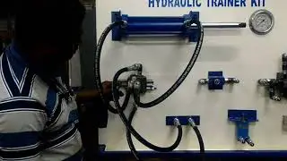 HYDRAULIC TRAINER DEMO