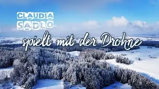 Claudia Sadlo - spielt mit der Drohne