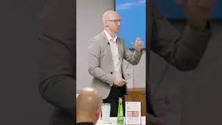 Leveraging Linkedin for Social Selling | Presentation Skills | Simon Day | @thepresentationcoach