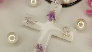 Epoxy Resin // Pendants with Natural Stones // Handmade Accessories