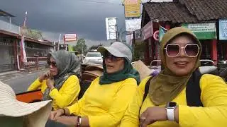 Senam mahkutormo group seneng 😁 Dolan k Magelang naik VW(Volkswagen)