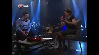 Aysun Gültekin - Yeni Hamamın Üstüyem