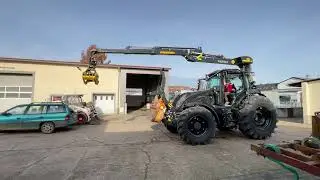 Traktor mit Kranaufbau - Valtra T175 EV (2023) mit Kesla 326 T Forwarderkran
