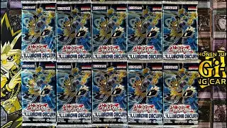 Apro 10 Bustine di L'ILLUSIONE OSCURA Yu-Gi-Oh! Dal 2016, in cerca di Carte Mago Nero e Ala Nera!