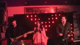 Hire wedding music from www.warble-entertainment.com