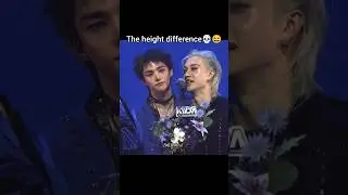 Funny moment at award show😆~byeon wooseok's & stray kids height difference💀😆 #straykids #smilinsays