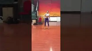 WFF Sports & Bikini Model Stage Walk & Posing Peninsula Classic Coach Nat Kitney