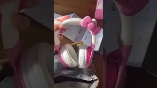 🎀 ✧ unboxing hello kitty razer headphones !! | 𝘀𝗵𝗼𝗿𝘁