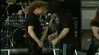 Ozzy presents the new bass player Jason Newsted