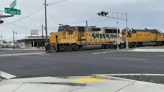 UP Westbound @ N Washington St, Kennewick