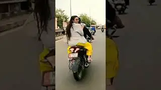 Cute girls Reactions on KTM rc 390 😳🤩🤩|| #ktm #cutegirlsreaction #reaction #bike #ktmrc390 #shorts