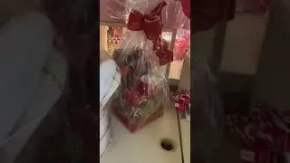 Valentines Day Gift Sales Location Street vs Mall
