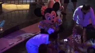 Characters dance party in Disney Fantasy-Minnie,Donald,Daisy and Max