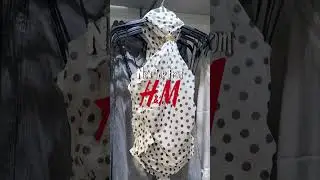 New halter neck polka dot top from H&M. #polkadot #elegantstyle #halterneck #polkadots