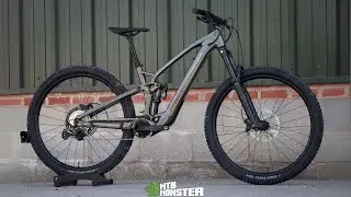 Trek Fuel Exe 8 XT - full suspension electric mountain bike - walk around