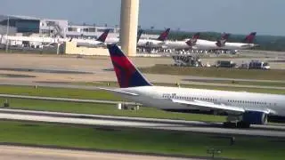 Delta Air Lines Boeing 767-432ER Landing in Atlanta Rwy 26R
