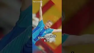 Top 5 Bowlers with best Economy Rate in IPL 🏏🏏🏏 History #shorts #cricket #cricketshorts #ipl
