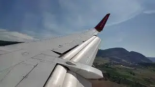 Scenic Approach! Air North 737-500 Landing in Kelowna, BC | 4K