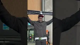 Beşiktaş'ın yeni transferi Junior Olaitan'dan Kartal Pencesi pozu. 🦅