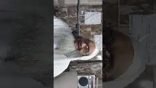 الميت يذهب معه ثلاثة 