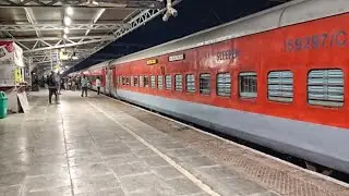 Chennai - Mumbai LTT SF Express train journey | RAC in Sleeper Class | 12164 train 