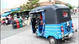 BAJAJ RE o 