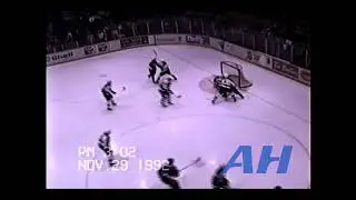 OHL Nov. 29, 1992 Adam Young,WIN v Geordie Kinnear,PET (slash) Windsor Spitfires Peterborough Petes