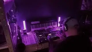 Dark Techno | Elektron Digitakt | Roland sp 404 mk2 | Roland s1 | Uno Synth